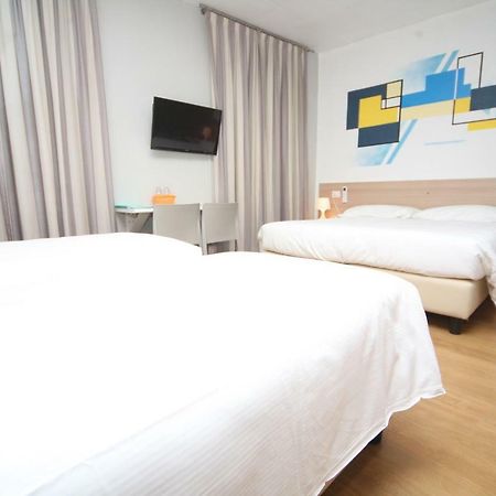 Anton&Art Hotel Lake Como Екстериор снимка