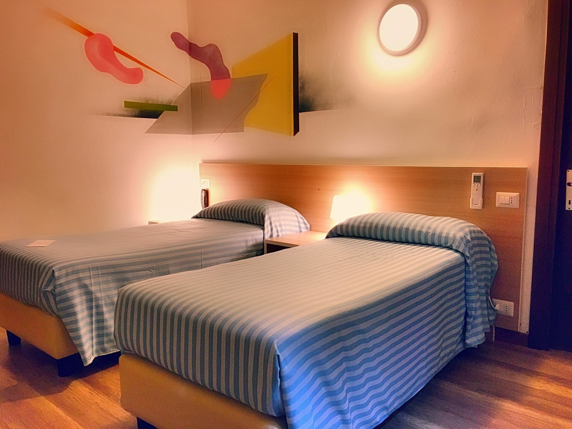 Anton&Art Hotel Lake Como Екстериор снимка